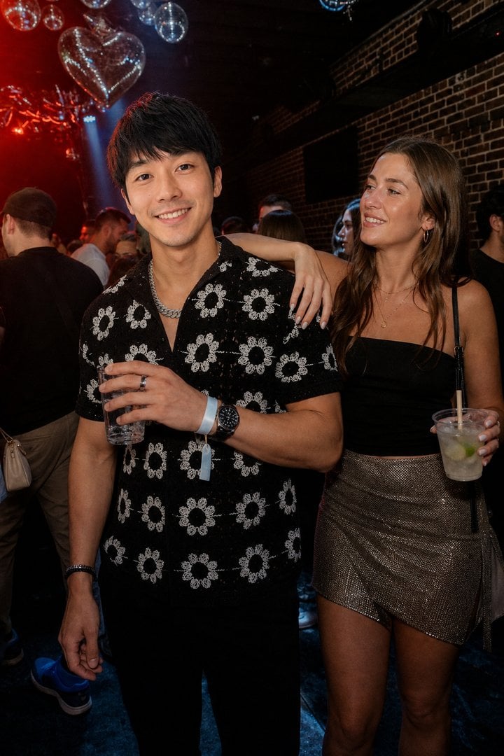 AI generated dating photo example 12